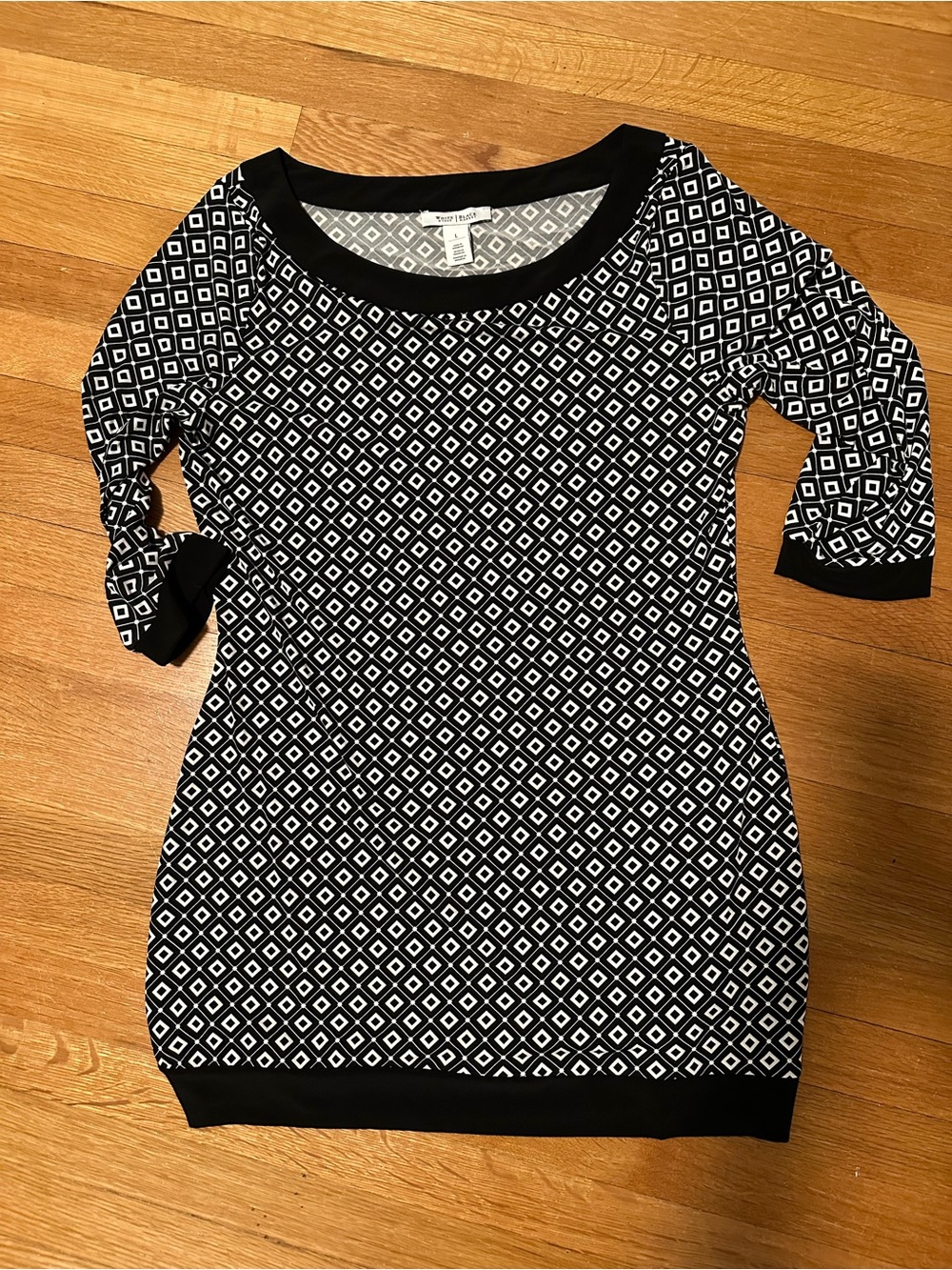 White House Black Market Black & White Diamond Print Dress
